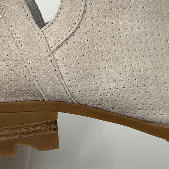 Sorel Women’s Lolla Cut Out Bootie – Fawn/Gum – Size 9.5 - Picture 9 of 11